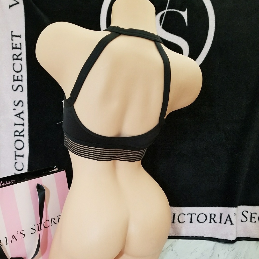 NWT! VICTORIA'S SECRET SPORTS BRA - Picture 2 of 4